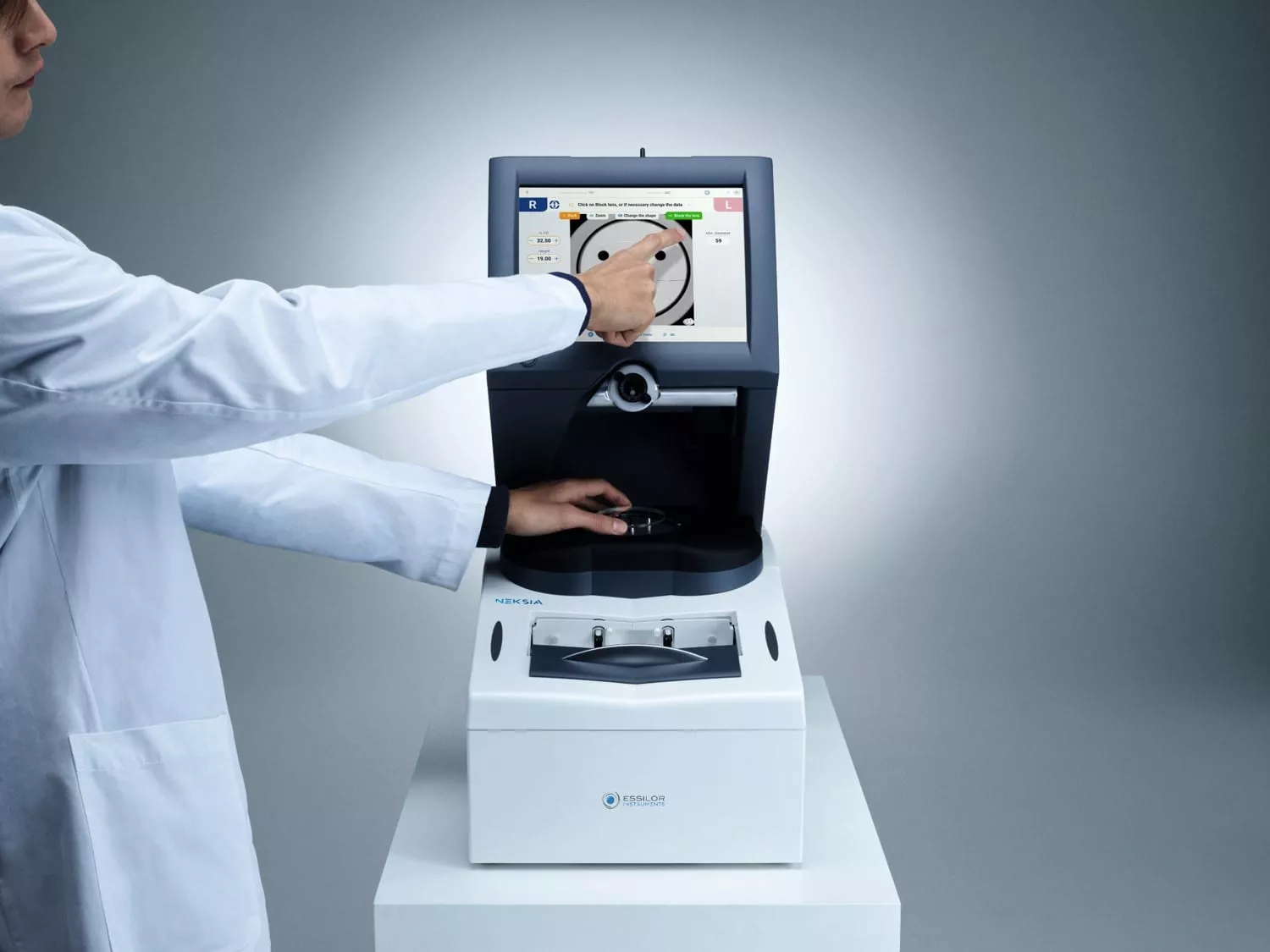 Essilor Neksia 650 V2