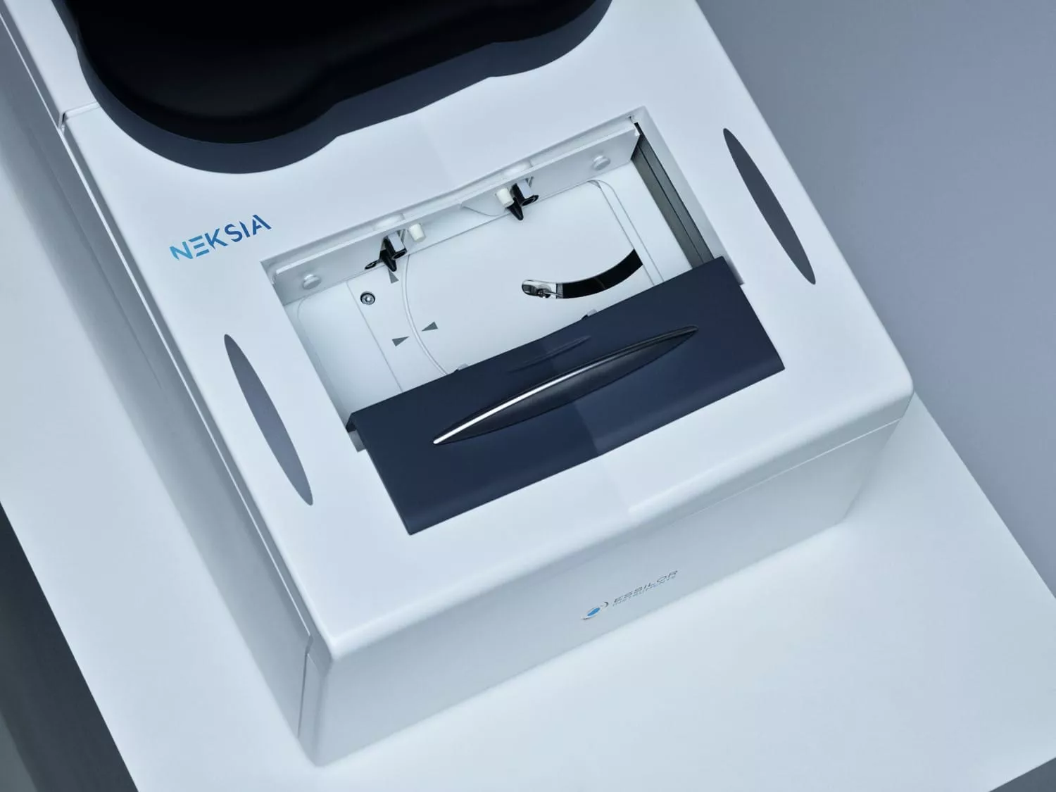 Essilor Neksia 650 V2